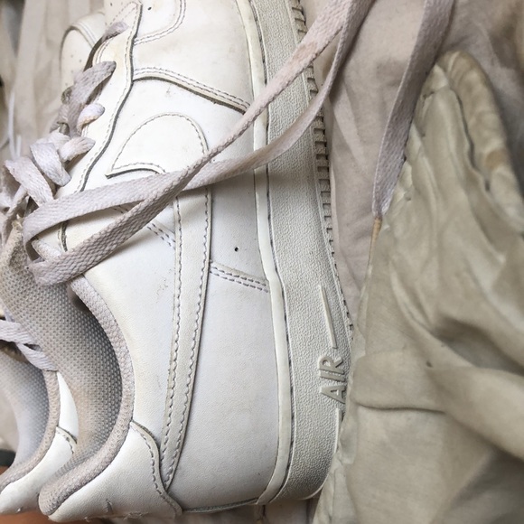 nike air force ones- aus 7.5 - Picture 3 of 5